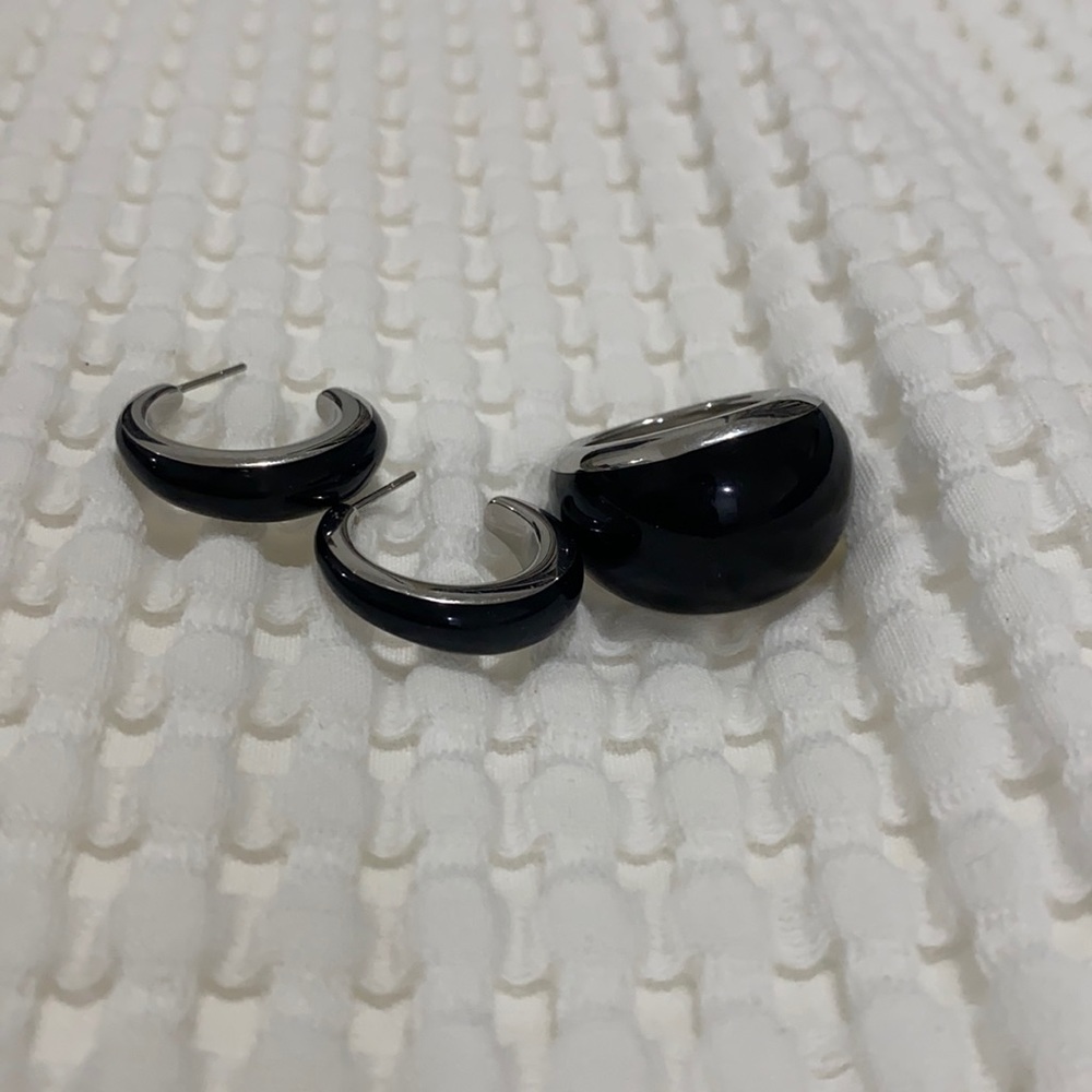 Calvin klein onyx set .